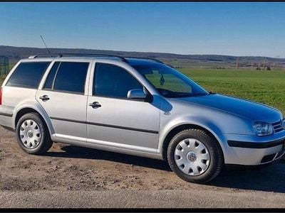 Second-hand VW Golf IV 81 CP (59 kW) 2002 Gri Break