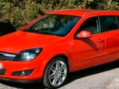 Gebraucht Opel Astra 116 PS (85 kW) 2010 Rot Kombi