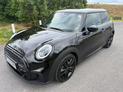 Gebraucht Mini John Cooper Works 136 PS (100 kW) 2022 Schwarz Kleinwagen