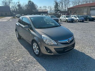 Gebraucht Opel Corsa 87 PS (63 kW) 2012 Grau Kleinwagen