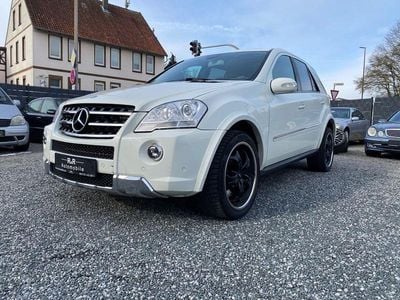 Gebraucht Mercedes ML500 AMG 387 PS (284 kW) 2009 Weiß SUV