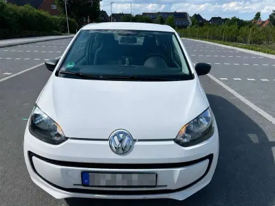 Gebraucht VW up! take up! 60 PS (44 kW) 2013 Weiß Kleinwagen