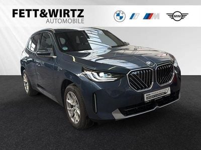 Gebraucht BMW X3 Sport Line 197 PS (144 kW) 2025 Arctic race blue metallic SUV