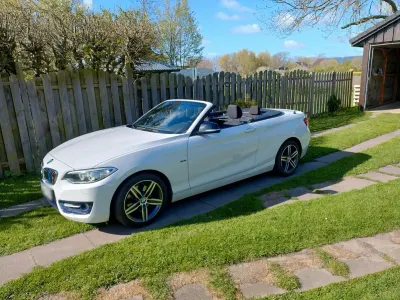 Gebraucht BMW 220 M Sport 190 PS (139 kW) 2015 Weiß Cabrio