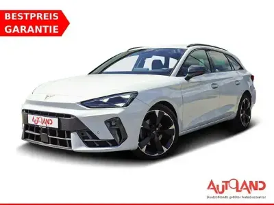 Gebraucht Cupra Leon 150 PS (110 kW) 2024 Glacia weiß metallic Kombi