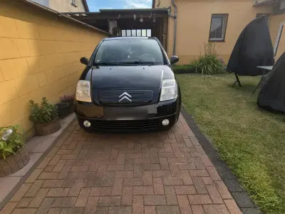 Gebraucht Citroën C2 60 PS (44 kW) 2008 Schwarz Kleinwagen