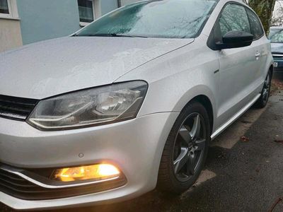 Gebraucht VW Polo 90 PS (66 kW) 2014 Silber Limousine