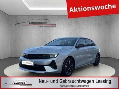 Kristallsilber (metallic) Gebraucht 2024 Opel Astra Limousine | 21.795 € (Superpreis)
