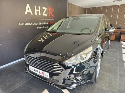 Usado Ford S-MAX Titanium 150 HP (110 kW) 2015 Preto Monovolume