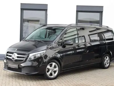 Second-hand Mercedes V220 Avantgarde 163 CP (119 kW) 2020 Negru Monovolum