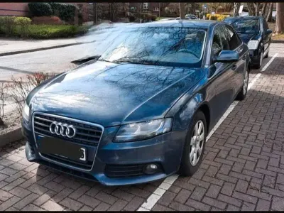 Gebraucht Audi A4 160 PS (117 kW) 2010 Grau Limousine