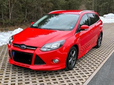 Rot Gebraucht 2013 Ford Focus S Kombi | 5.700 € (Fairer Preis)