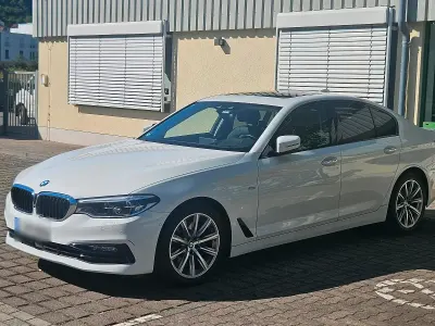 Gebraucht BMW 530 Sport Line 252 PS (185 kW) 2016 Weiß Limousine