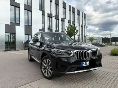 Gebraucht BMW X3 Sport Line 184 PS (135 kW) 2023 Schwarz SUV
