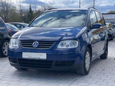 gebraucht VW Touran 1.6 FSI Conceptline 7Sitzer/AHK/8-fach