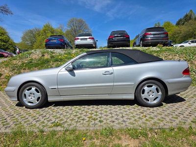 Usata Mercedes CLK200 Elegance 163 CV (119 kW) 2001 Argento Cabrio