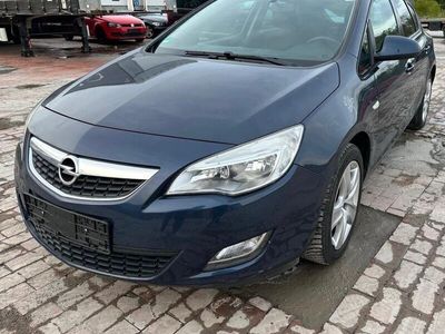 gebraucht Opel Astra 4 Eco EZ 2011 voll fahrbereit, TÜV 2026