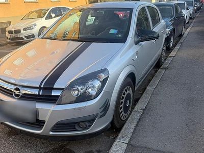 Gebraucht Opel Astra 135 PS (99 kW) 2006 Silber Kleinwagen