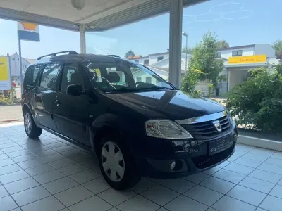 Gebraucht Dacia Logan MCV Lauréate 84 PS (61 kW) 2012 Blau Kombi