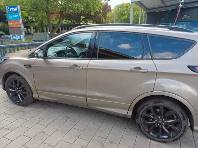 Gebraucht Ford Kuga ST-Line 150 PS (110 kW) 2018 SUV