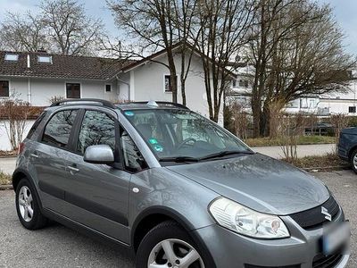 Usado Suzuki SX4 107 HP (78 kW) 2006 Cinzento Citadino