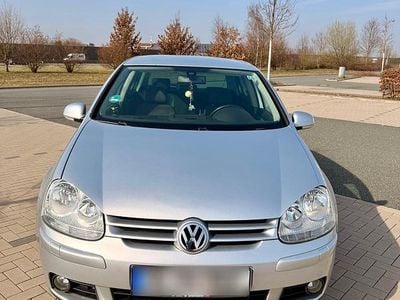 Gebraucht VW Golf V 140 PS (102 kW) 2008 Silber Kleinwagen