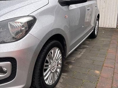 Gebraucht VW up! CLUB 60 PS (44 kW) 2014 Silber Kleinwagen