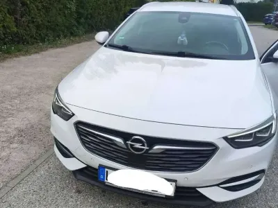 Gebraucht Opel Insignia Innovation 170 PS (125 kW) 2019 Weiß Kombi