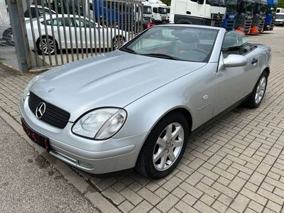 Gebraucht Mercedes SLK230 193 PS (141 kW) 1996 Silber Cabrio