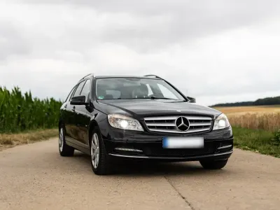 Gebraucht Mercedes C220 Avantgarde 170 PS (125 kW) 2010 Schwarz Kombi