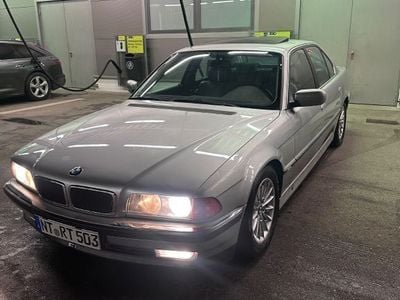 BMW 740