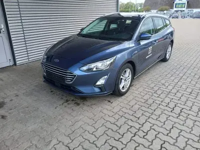 Gebraucht Ford Focus Cool & Connect 125 PS (91 kW) 2021 Chromablau Kombi
