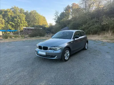 Gebraucht BMW 118 Sport Line 143 PS (105 kW) 2010 Grau Kleinwagen