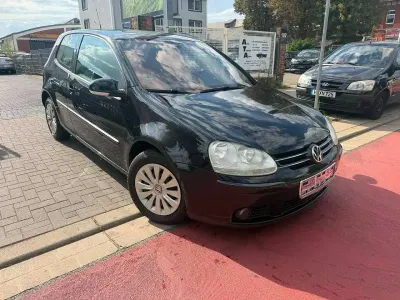 Gebraucht VW Golf V Comfortline 102 PS (75 kW) 2006 Black magic perleffekt Kleinwagen