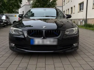 Gebraucht BMW 318 Cabriolet M Performance 143 PS (105 kW) 2010 Schwarz Cabrio