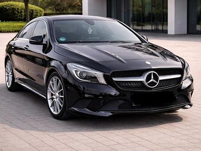 Gebraucht Mercedes CLA180 122 PS (89 kW) 2015 Schwarz Limousine