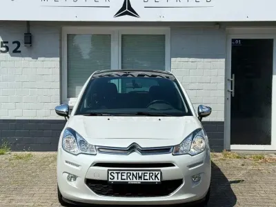 Gebraucht Citroën C3 SELECTION 82 PS (60 kW) 2014 Weiß Limousine