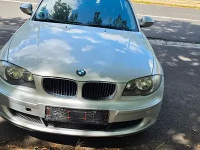 Gebraucht BMW 116 122 PS (89 kW) 2010 Silber Kleinwagen
