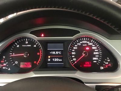 Gebraucht Audi A6 Ambiente 231 PS (169 kW) 2010 Silber Limousine