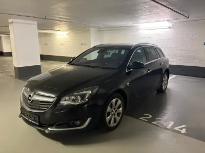 Gebraucht Opel Insignia Business Innovation 194 PS (142 kW) 2015 Schwarz Kombi