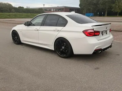 Gebraucht BMW 320 M Sport 184 PS (135 kW) 2012 Weiß Limousine