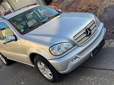Mercedes ML270