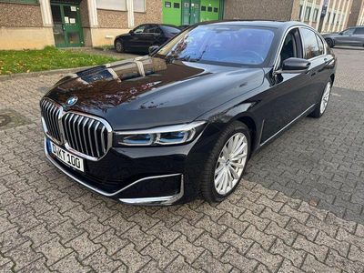 BMW 740