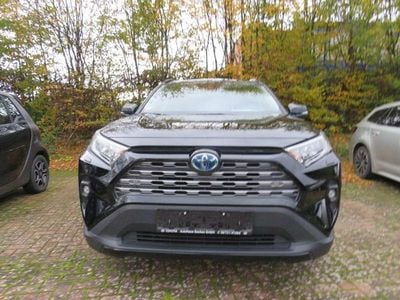Attitude black mc. Gebraucht 2024 Toyota RAV4 Hybrid Team SUV | 38.800 € (Fairer Preis)