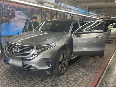 Mercedes EQC400