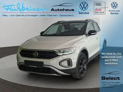 Second-hand VW T-Roc Life 150 CP (110 kW) 2022 Gri SUV