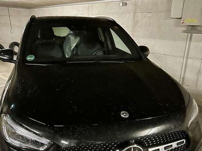 Gebraucht Mercedes GLA250 224 PS (164 kW) 2021 Schwarz SUV