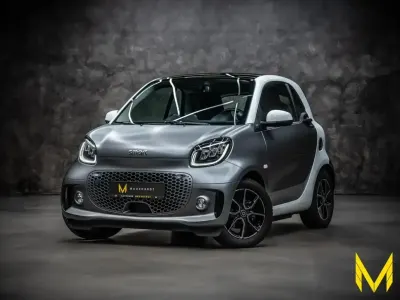 Gebraucht Smart ForTwo Coupé Passion Exclusive 60 kW (82 PS) 2024 Grau (titania grey (matt) (grau)) Coupé