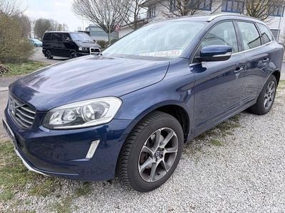 Second-hand Volvo XC60 Ocean Race 181 CP (133 kW) 2014 Albastru SUV
