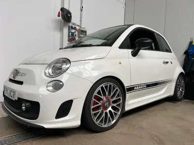 Gebraucht Abarth 595C 160 PS (117 kW) 2012 Weiß Cabrio